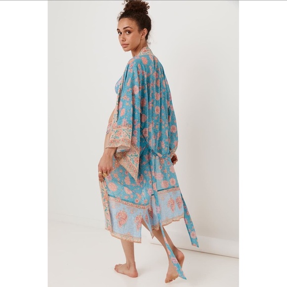 Spell Love Story Midi Robe / Kimono - Picture 14 of 15